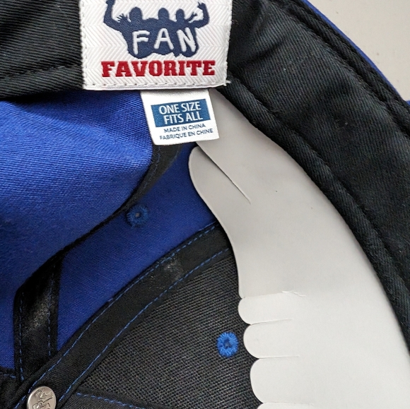 NWOT. NEW YORK ISLANDERS HOCKEY TEAM BASEBALL CAP. ADJUSTABLE. - Picture 5 of 8